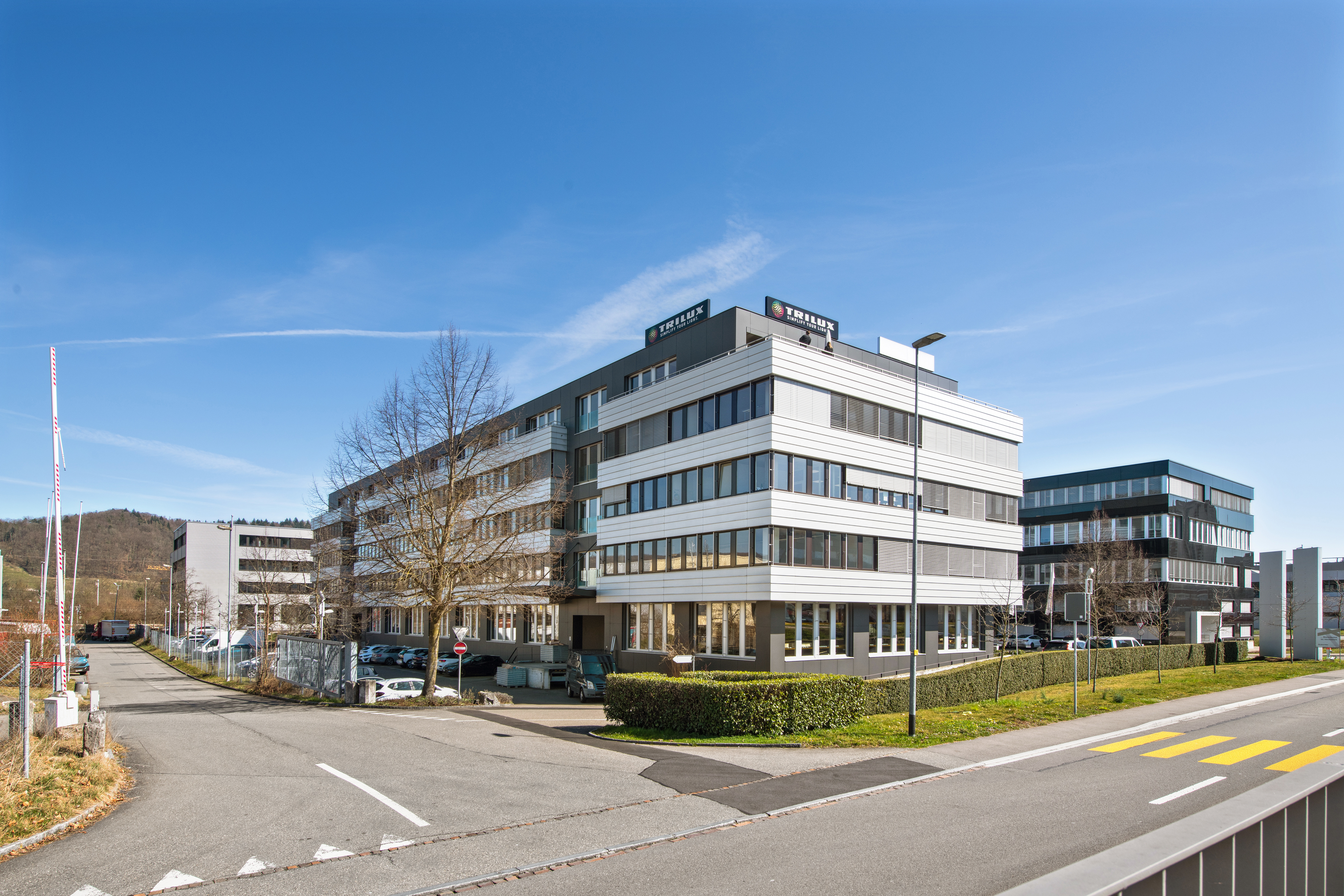 Aussenansicht des Gebäudes an der Bodenäckerstrasse 3 in Spreitenbach